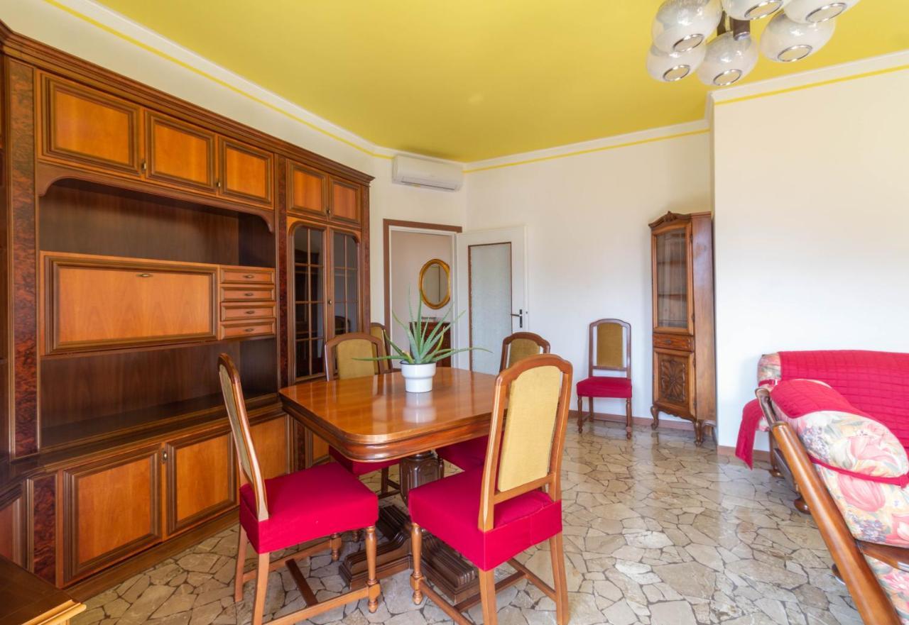 Mamma Ciccia Holiday Home - Casa Imperia Mandello del Lario Eksteriør bilde