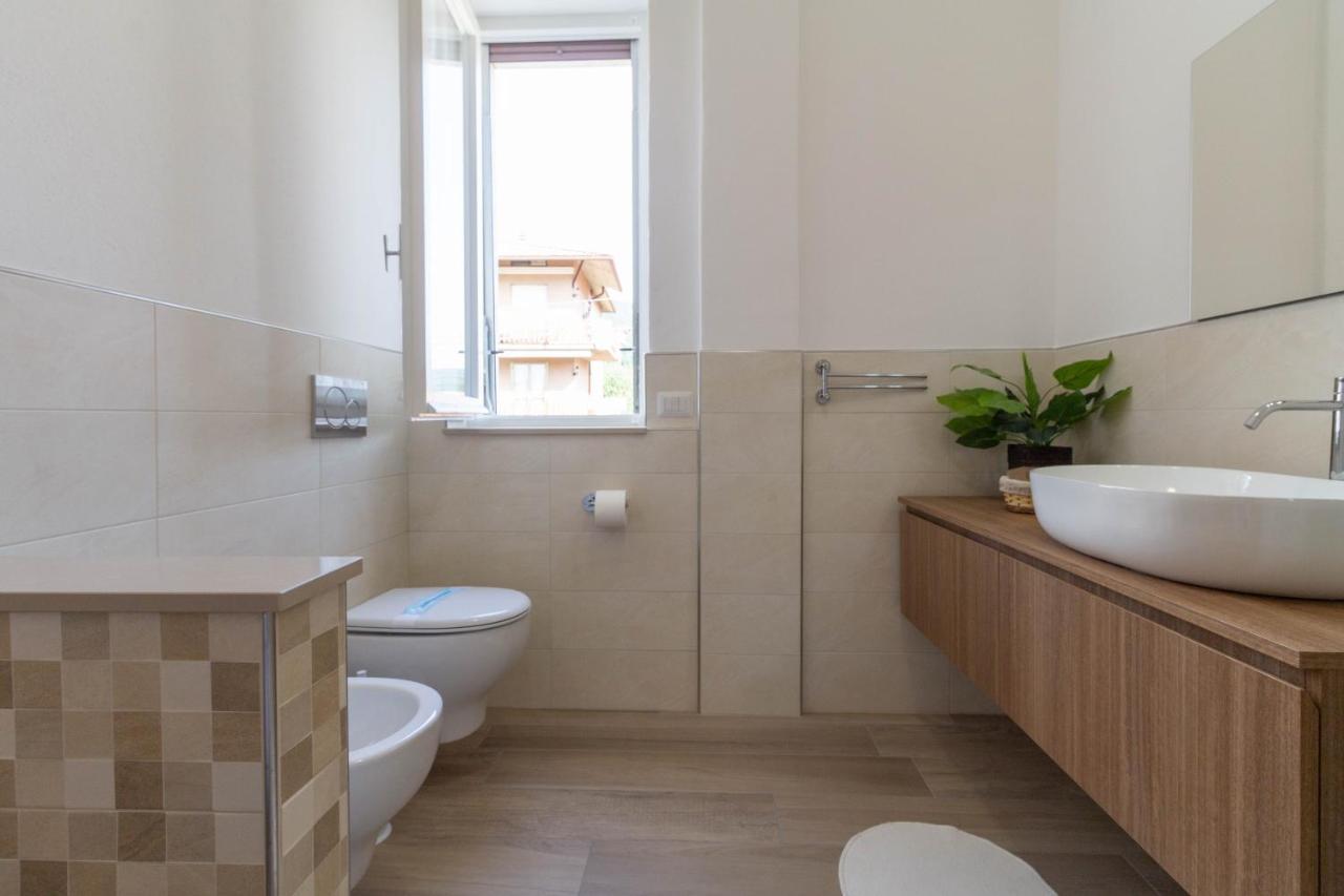 Mamma Ciccia Holiday Home - Casa Imperia Mandello del Lario Eksteriør bilde