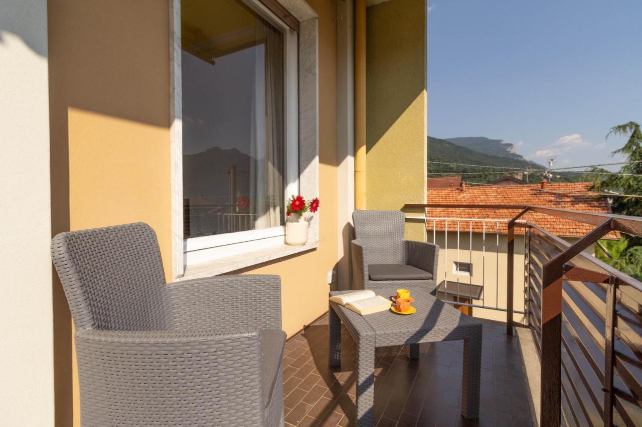 Mamma Ciccia Holiday Home - Casa Imperia Mandello del Lario Eksteriør bilde